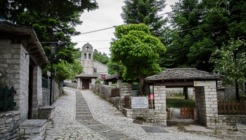 vesnice Monodendri - kostel Aghios Minas ze 17. století