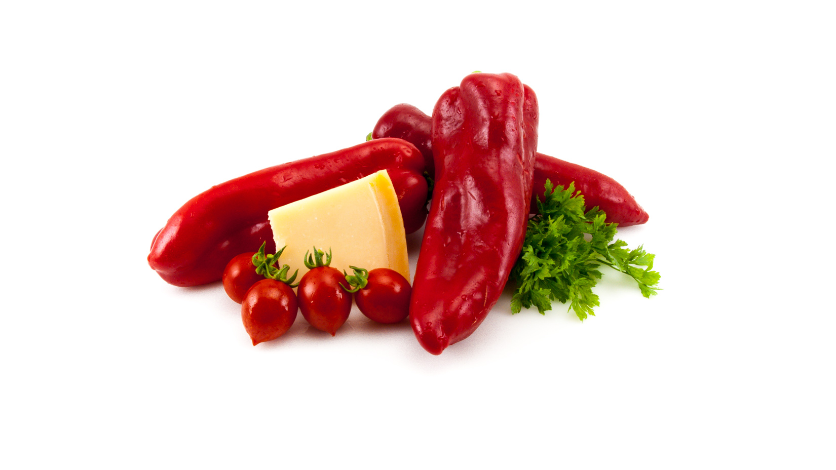 Dobře vyzrálé červené papriky dodají Piperies gemistes charakteristickou chuť a aroma