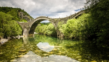 ... most patří k nejfotografovanějším památkám celého Zagori ...