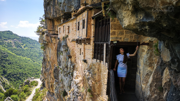Kipina monastery – Kláštor s jaskyňou ku ktorému dostanete kľúče