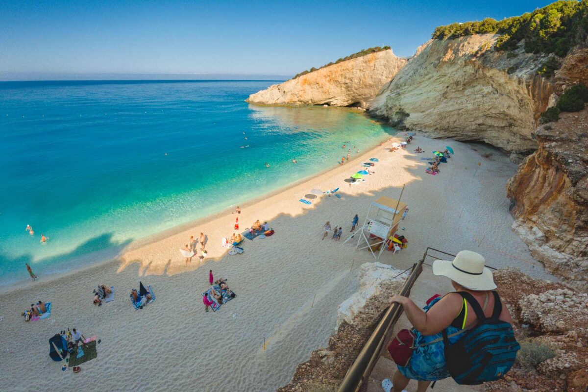 Porto Katsiki beach – kouzelná pláž pod strmým útesem