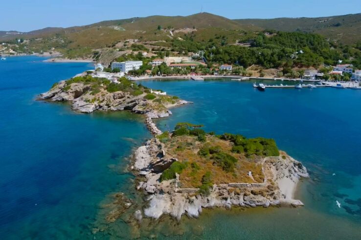 Oinoussos